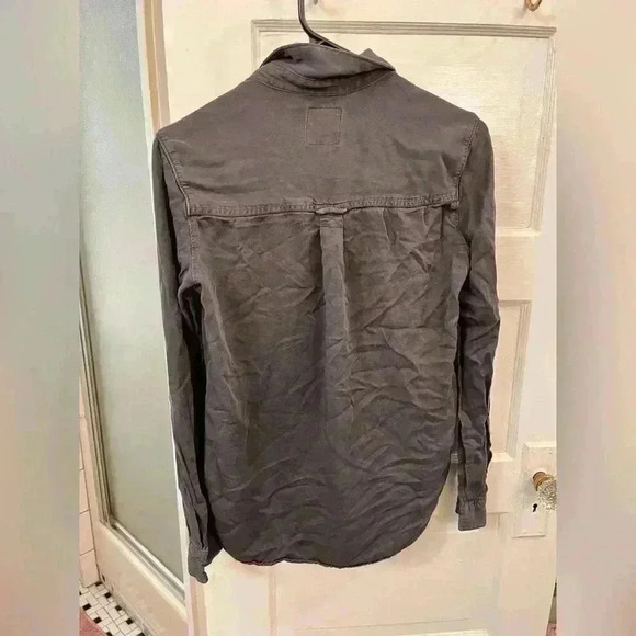 American eagle vintage boyfriend button up - Picture 2 of 6